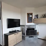 Easy Albese Comfort Apartament