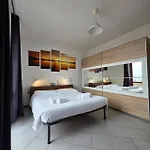 Easy Albese Comfort Apartament