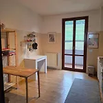 Easy Albese Comfort Apartament